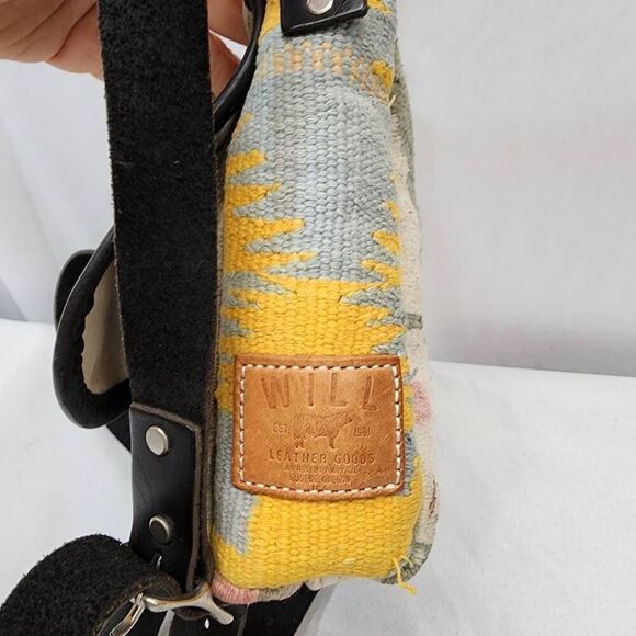 Will Leather Goods Messenger Crossbody Bag Tapestry Aztec Print Black Leather - Picture 3 of 6